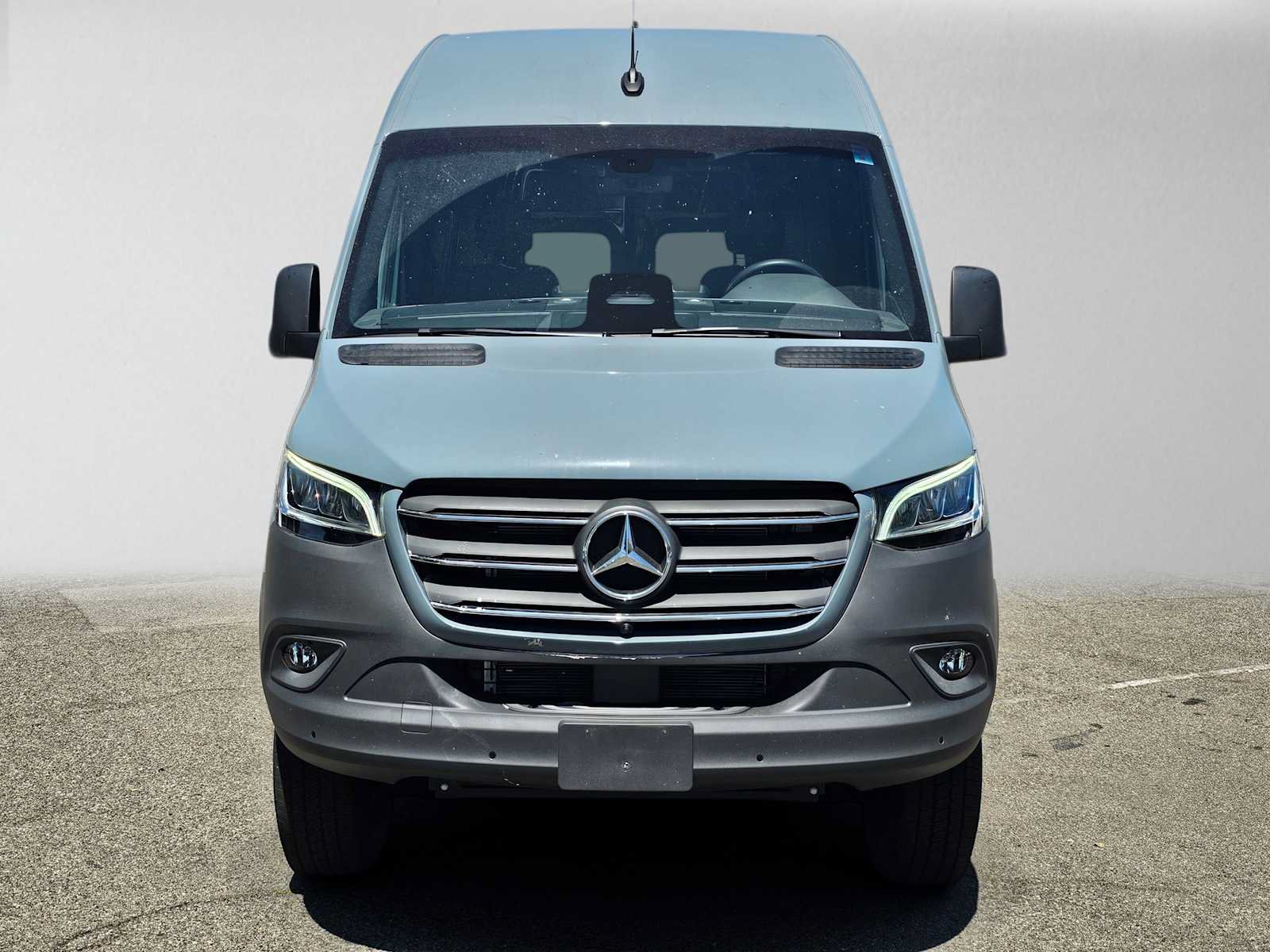 Used 2026 Mercedes-Benz Sprinter 2500 image 8