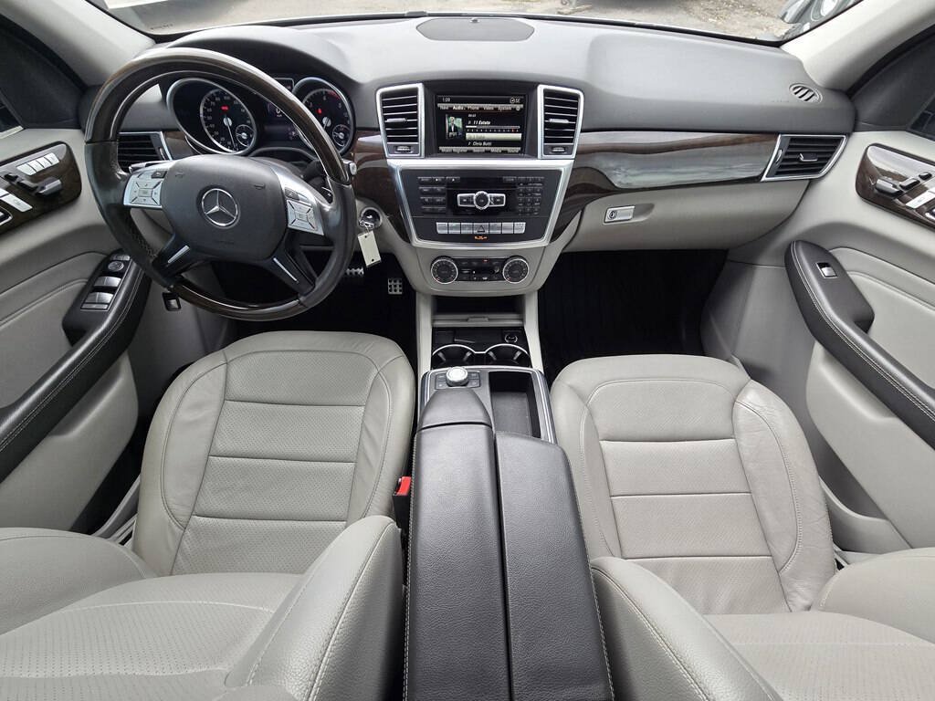 Used 2015 Mercedes-Benz ML 250 BlueTEC 4MATIC image 14