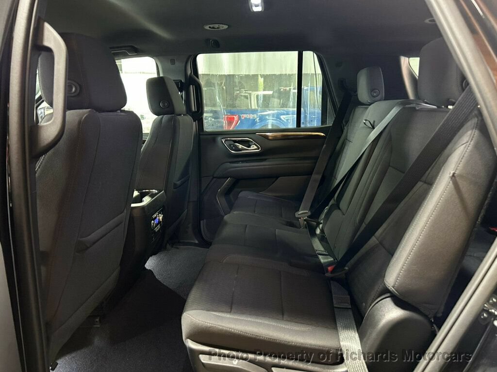 Used 2023 GMC Yukon SLE w/ Gmc Pro Safety Plus Package AWD/4WD image 15