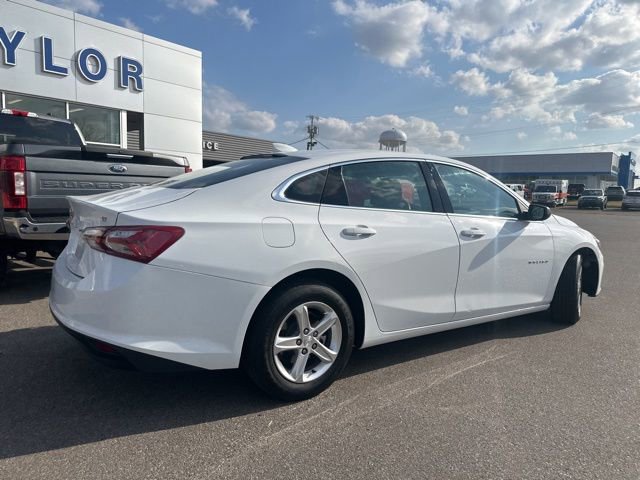 Used 2022 Chevrolet Malibu LT FWD image 17