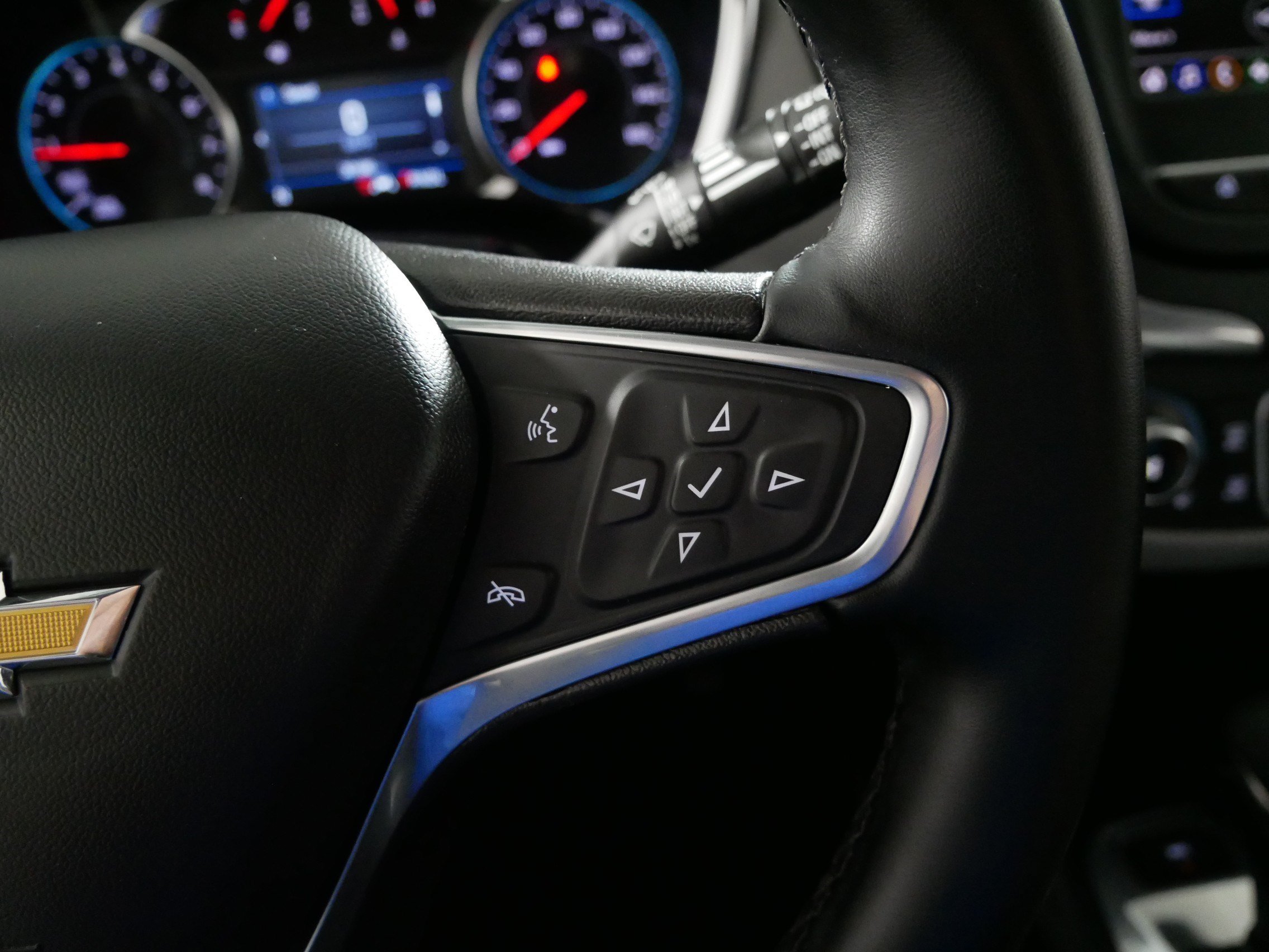 Used 2023 Chevrolet Equinox LT AWD/4WD image 28