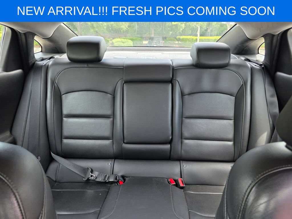 Used 2016 Chevrolet Malibu Premier w/ Driver Confidence Package II FWD image 13