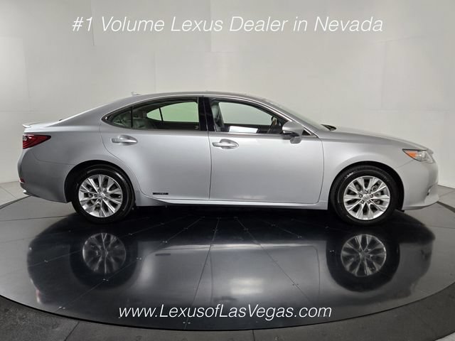 Used 2014 Lexus ES 300h w/ Luxury Package w/Bamboo Trim FWD image 7