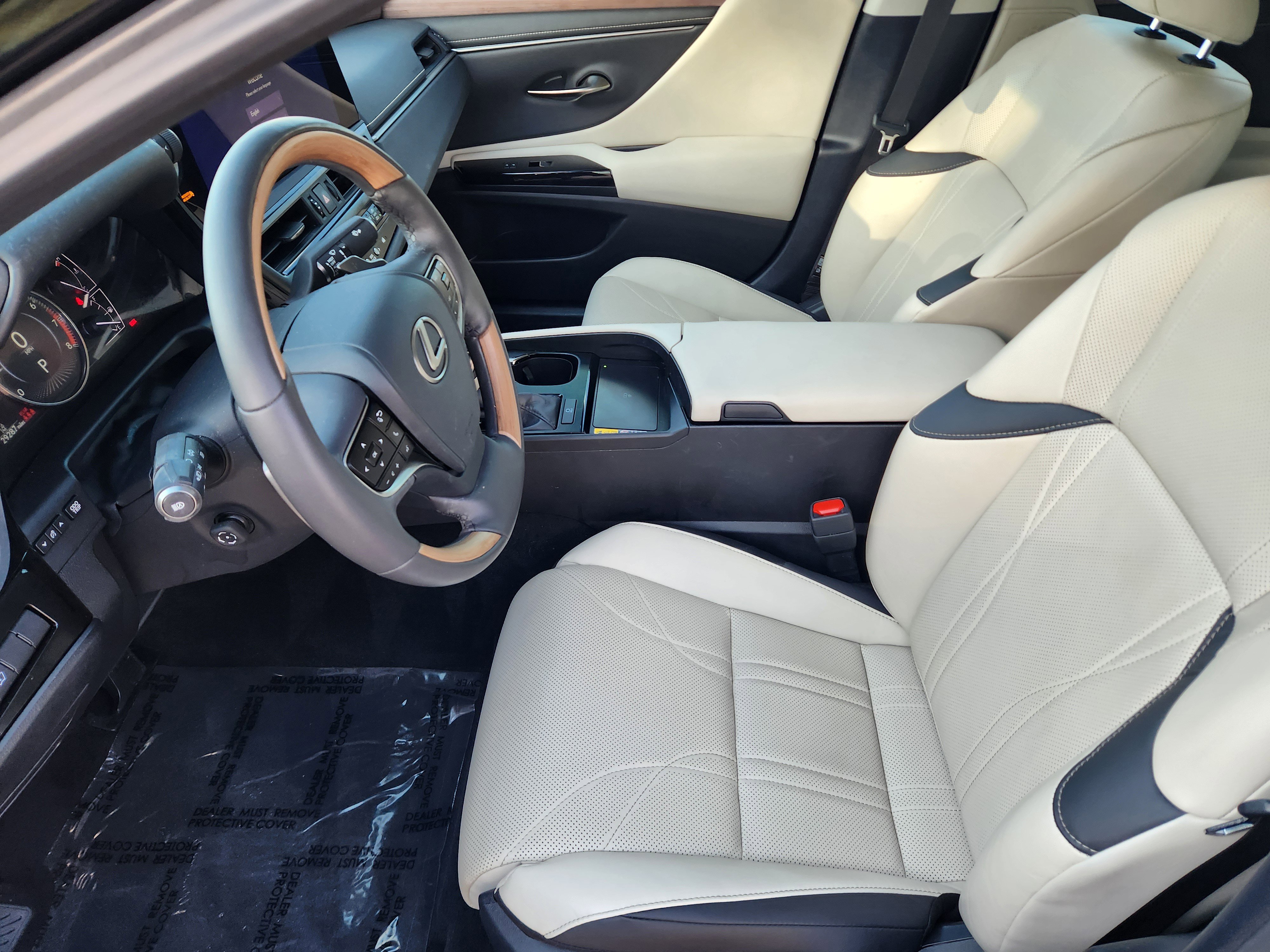 Used 2024 Lexus ES 350 w/ Luxury Package image 14