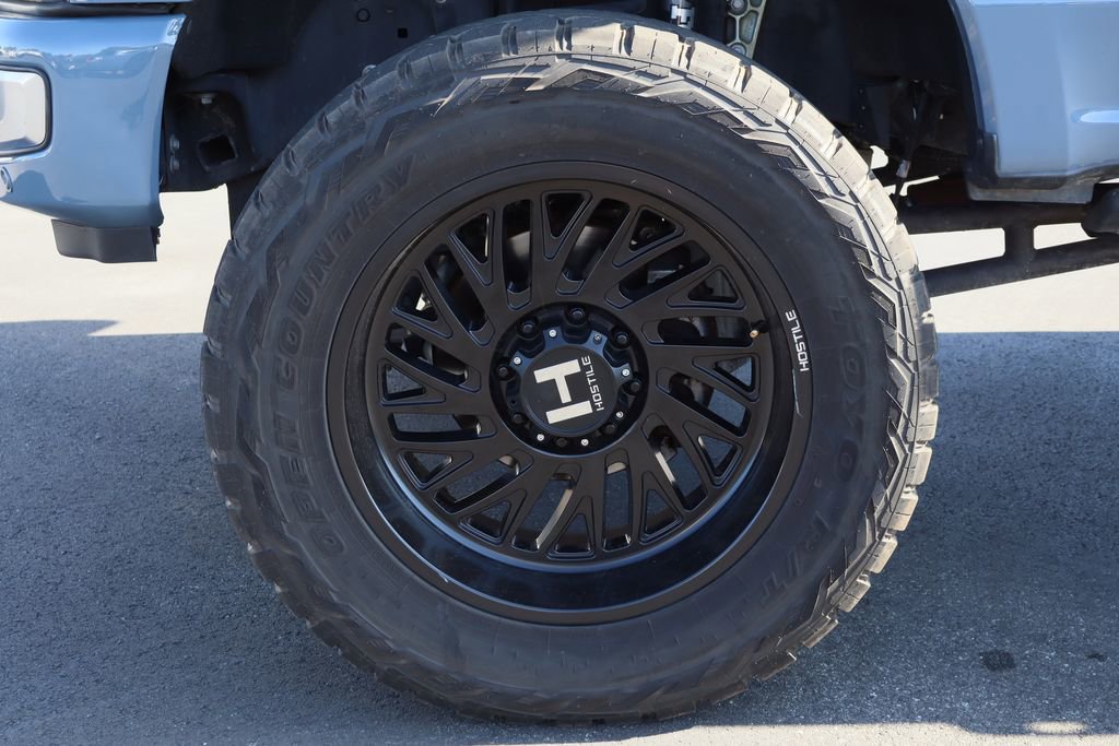 Used 2023 Ford F350 Platinum w/ FX4 Off-Road Package image 35