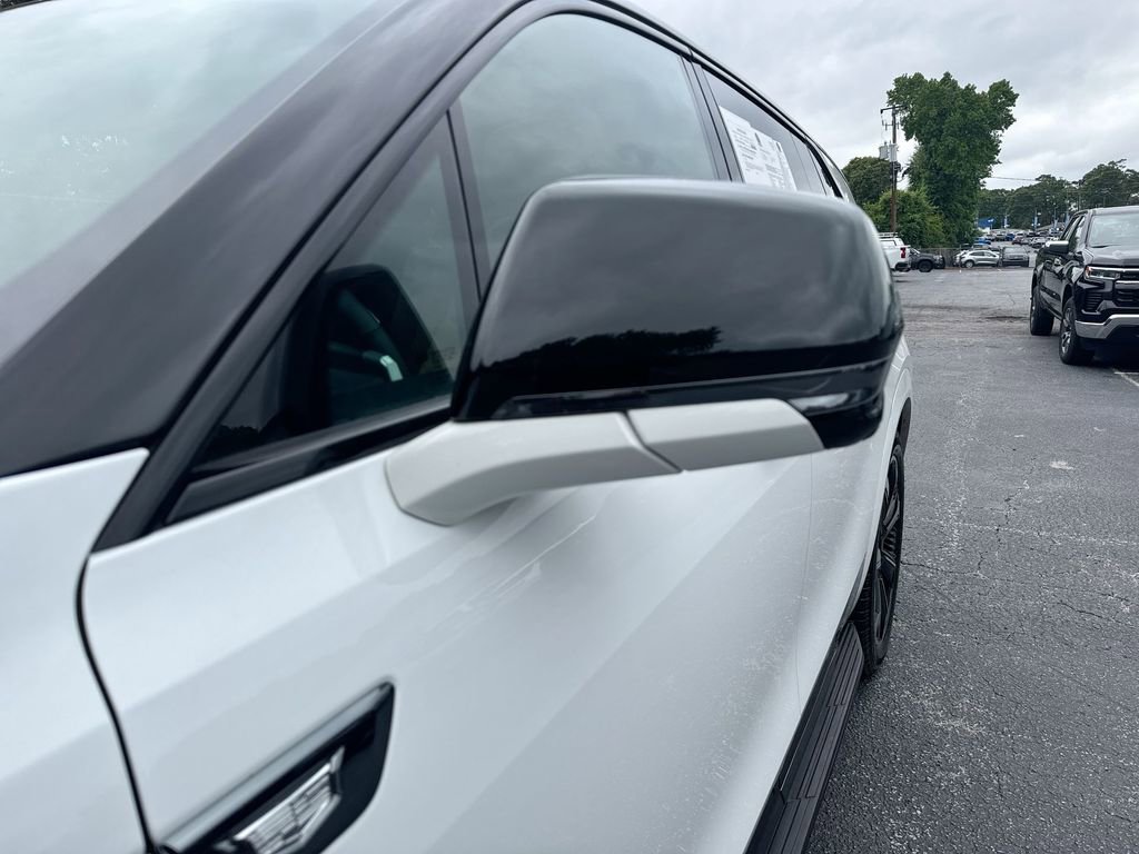Used 2025 Cadillac Escalade IQ Sport 2 AWD/4WD image 11