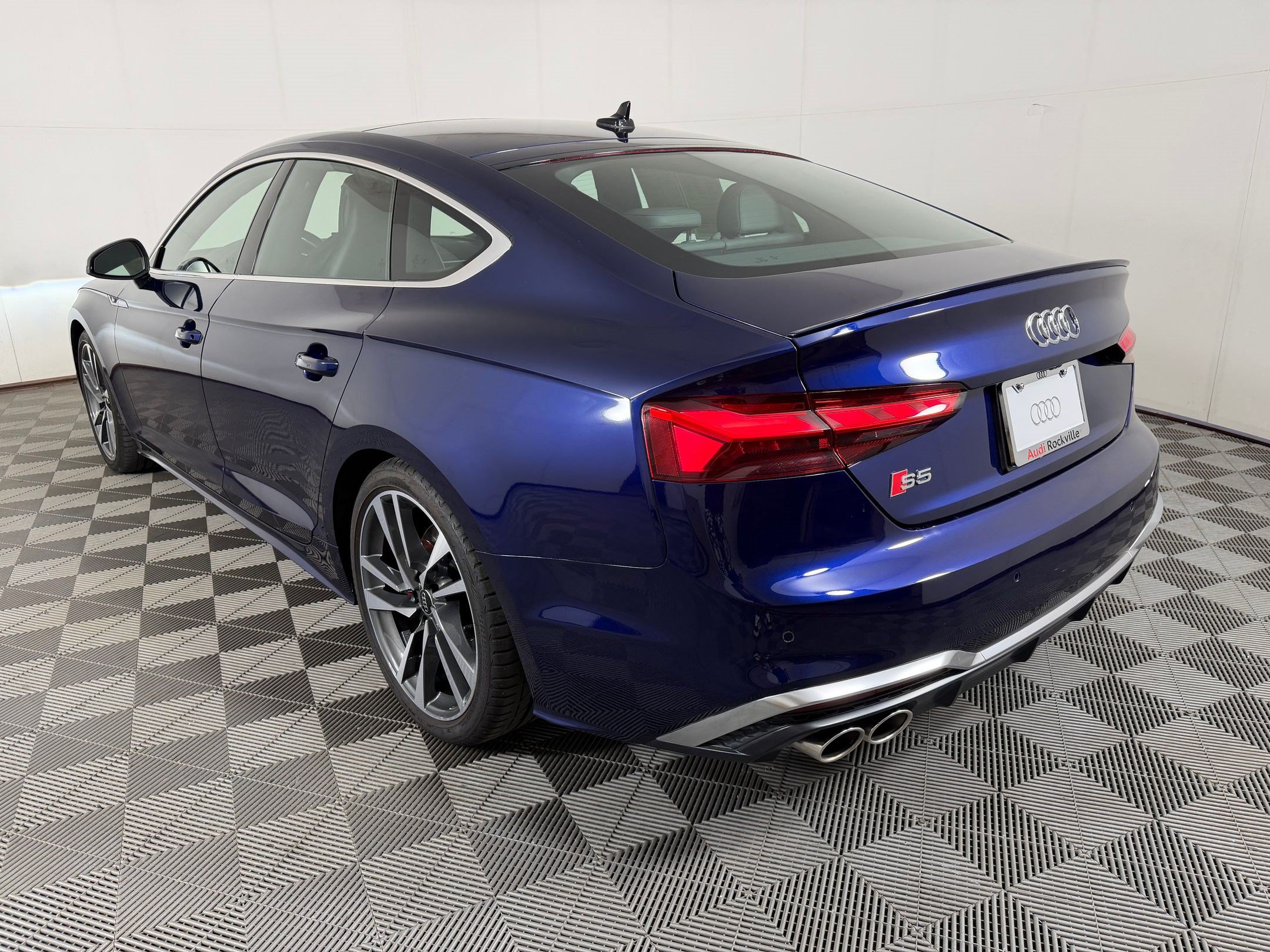 Certified 2024 Audi S5 Premium Plus AWD/4WD image 3