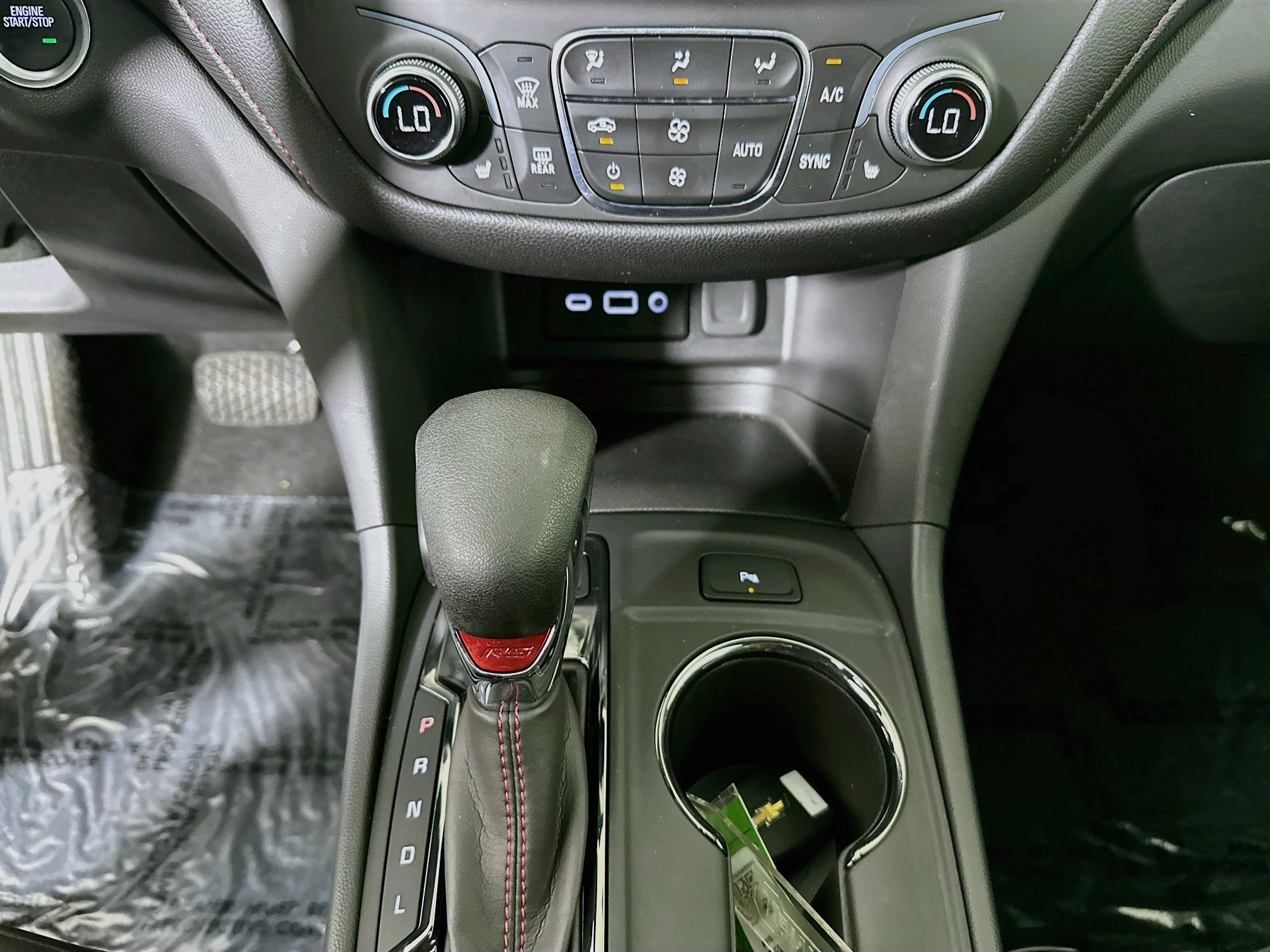 Used 2024 Chevrolet Equinox RS AWD/4WD image 23