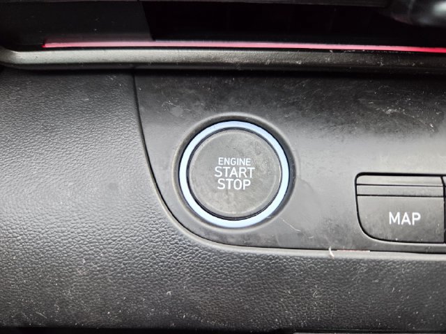 Used 2025 Hyundai Elantra N FWD image 23