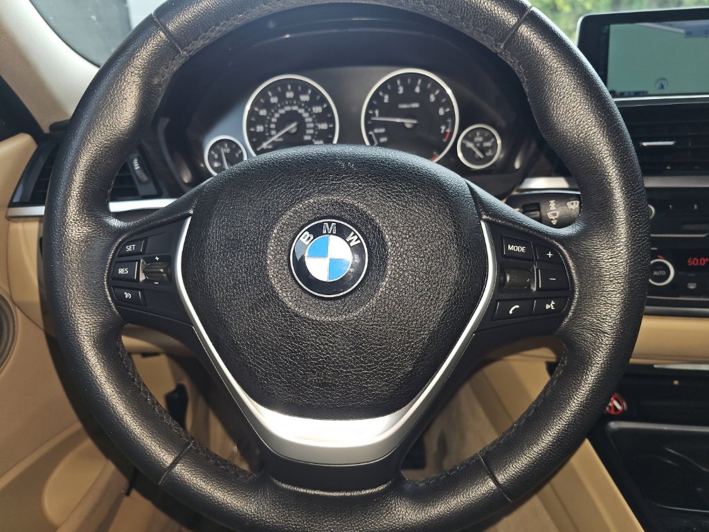 Used 2014 BMW 328i Sedan RWD image 18