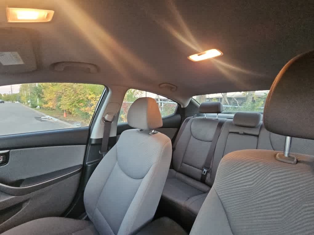 Used 2013 Hyundai Elantra GLS w/ Preferred Pkg FWD image 8