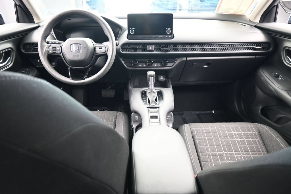 Used 2025 Honda HR-V LX image 37