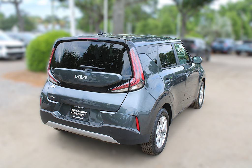Certified 2025 Kia Soul LX FWD image 7