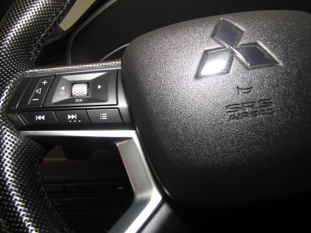 Used 2022 Mitsubishi Outlander SEL AWD/4WD image 5
