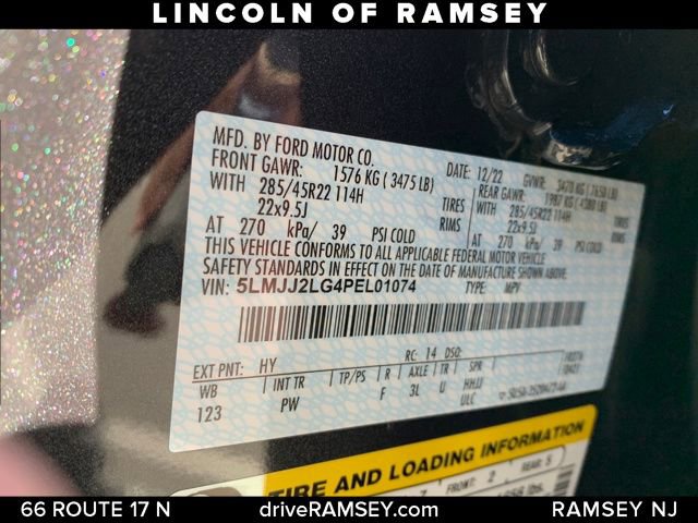 Used 2023 Lincoln Navigator Reserve image 30