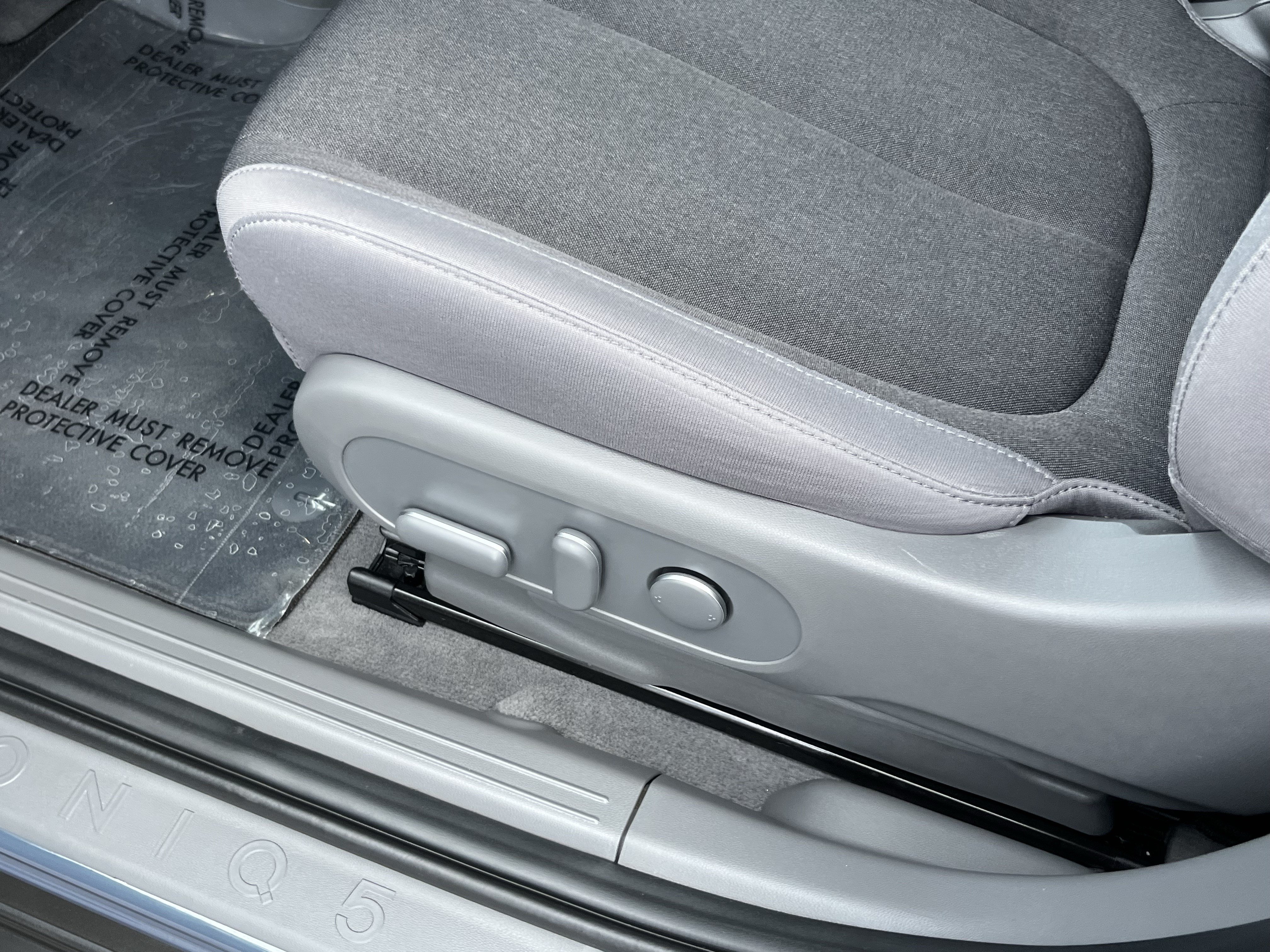 Certified 2024 Hyundai Ioniq 5 SEL RWD image 18