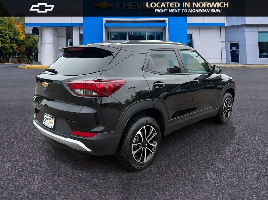 New 2026 Chevrolet TrailBlazer LT w/ Convenience Package AWD/4WD image 5