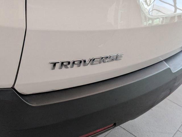 Certified 2022 Chevrolet Traverse LS FWD image 11