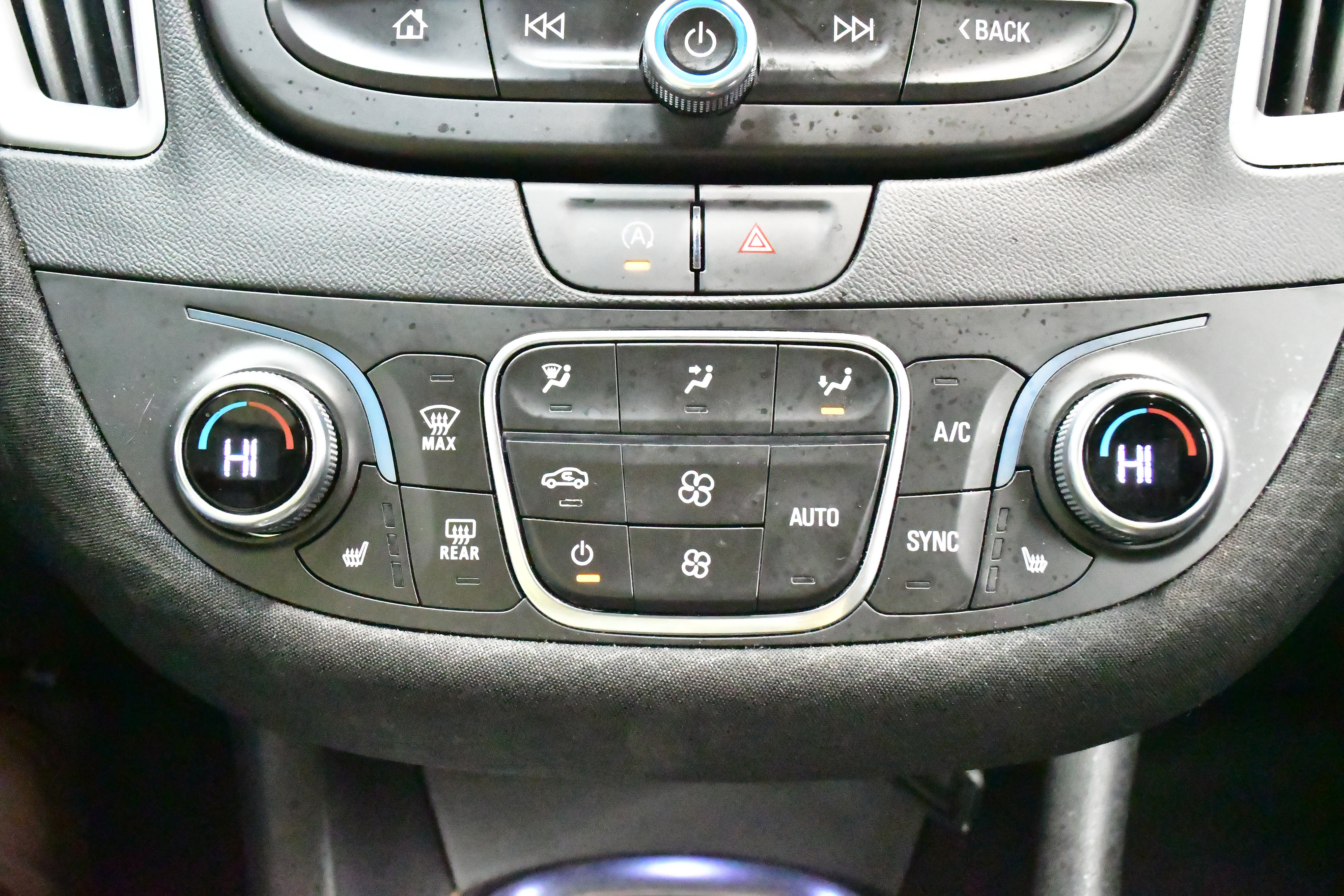 Used 2024 Chevrolet Malibu LT image 48