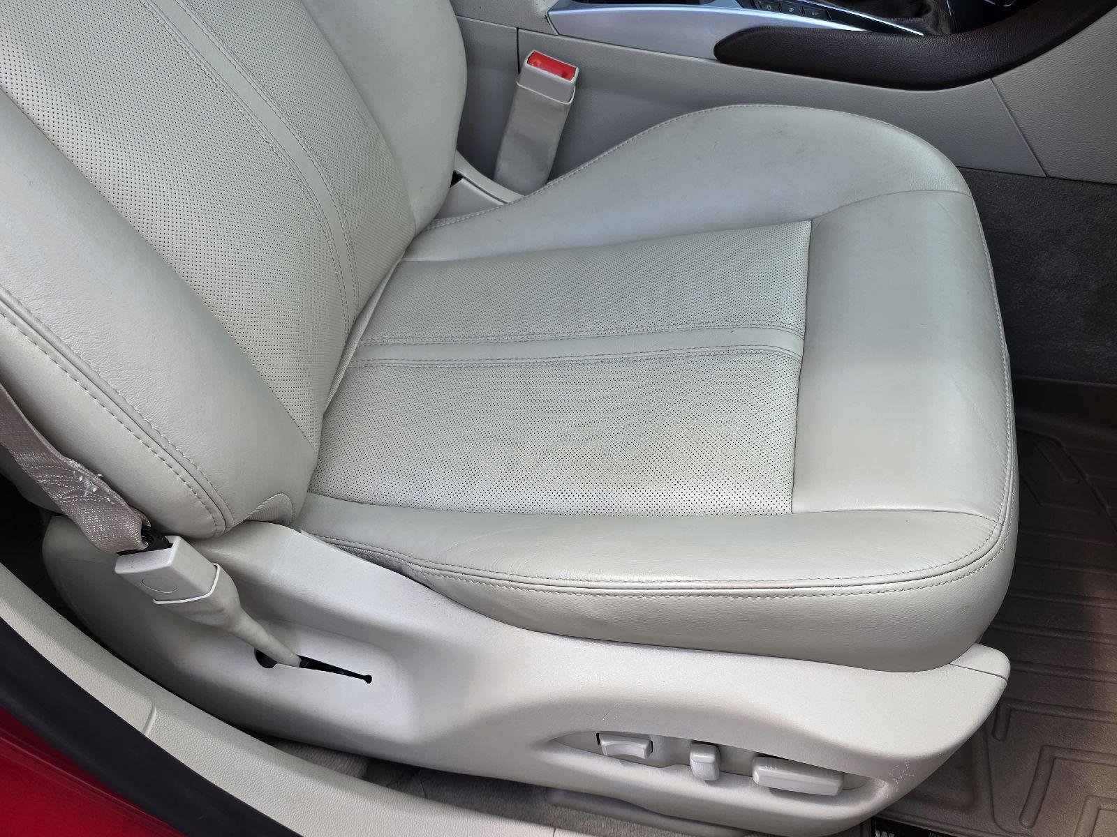 Used 2015 Cadillac SRX Luxury w/ Trailering Package image 35