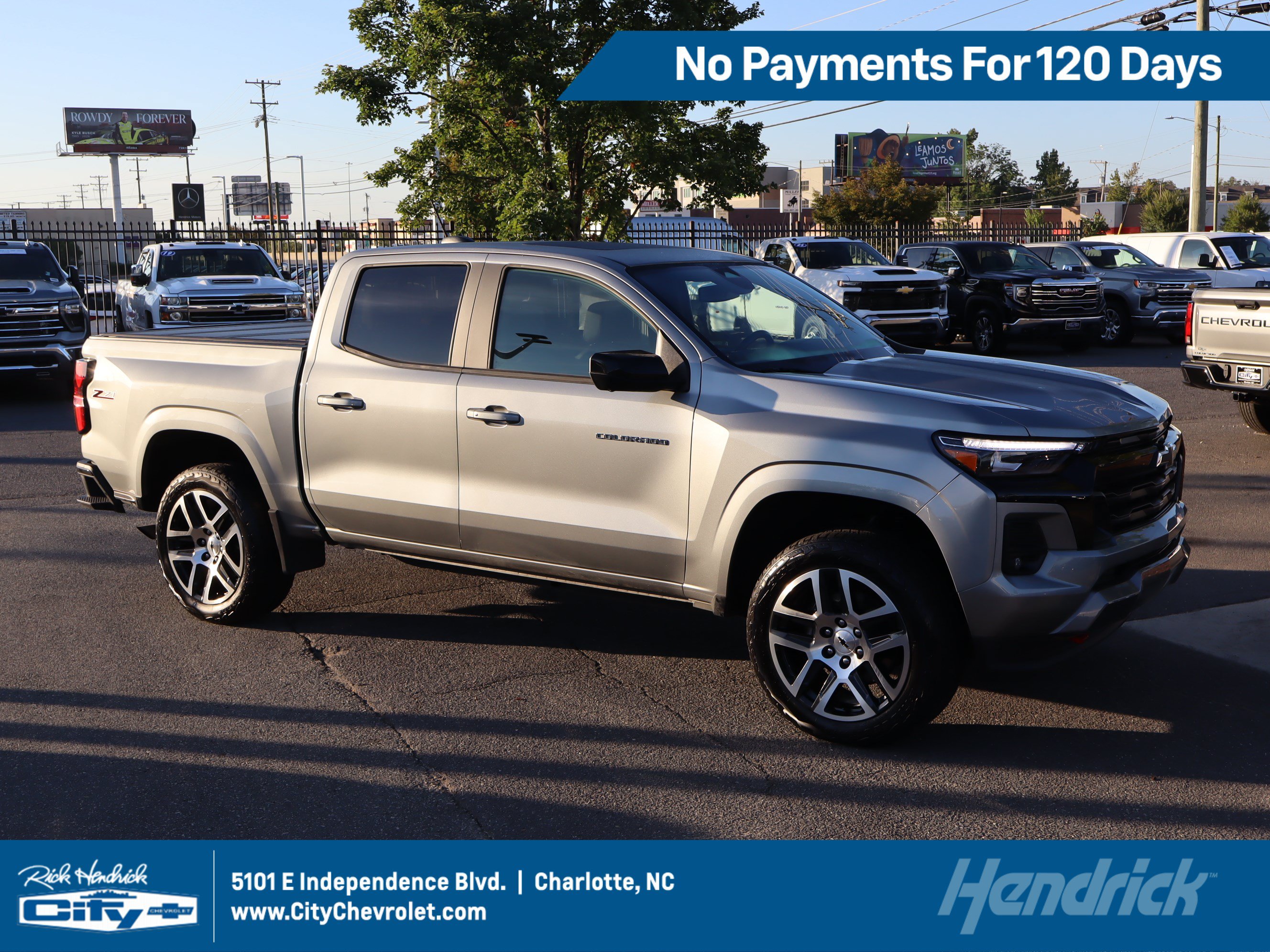 Used 2023 Chevrolet Colorado Z71 w/ Z71 Convenience Package 2