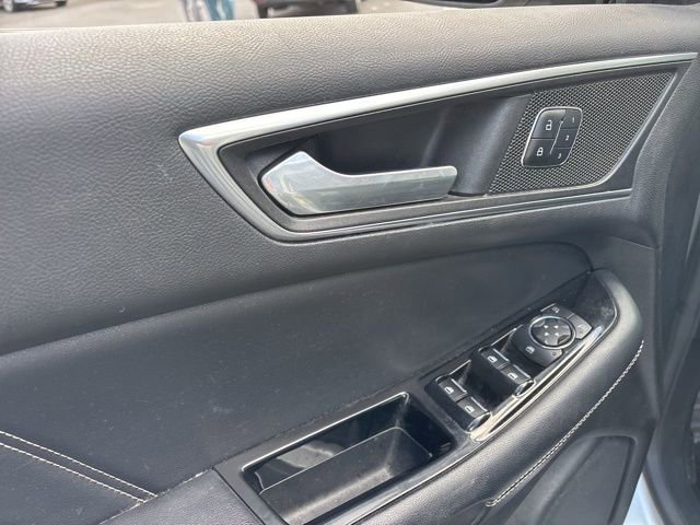 Used 2015 Ford Edge Sport w/ Equipment Group 401A AWD/4WD image 12