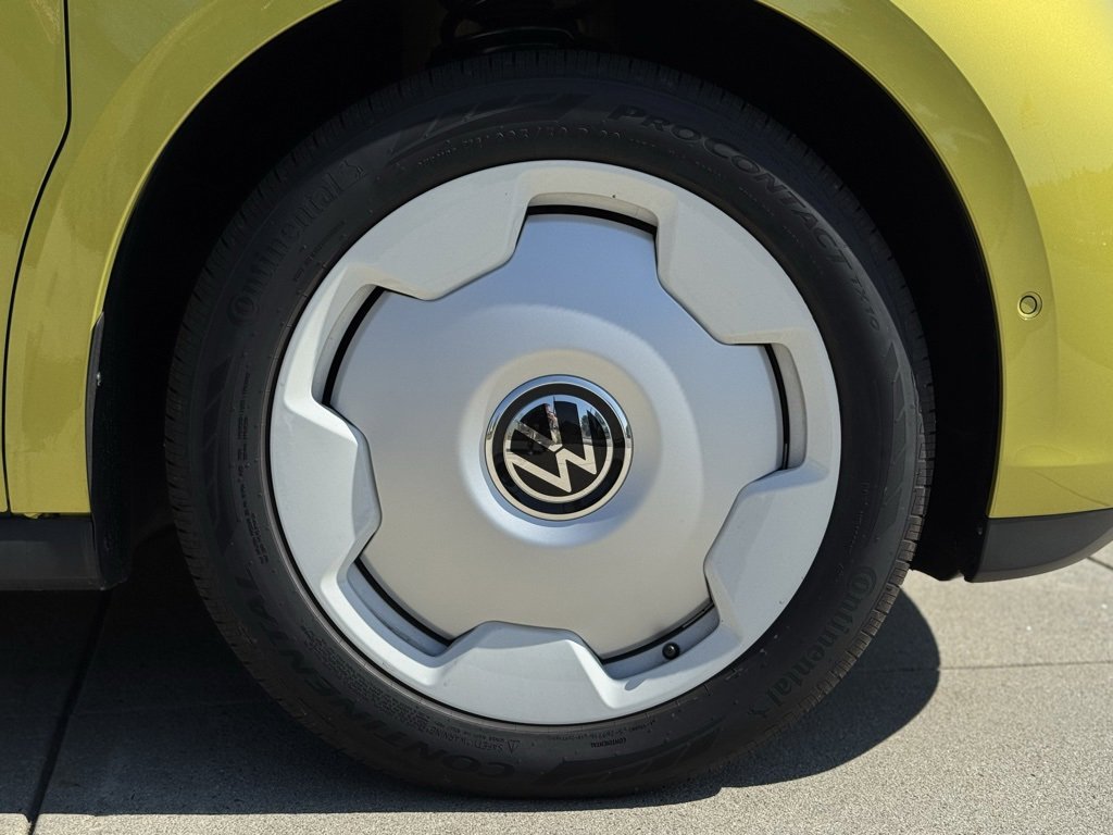 New 2025 Volkswagen ID. Buzz 1st Edition image 7