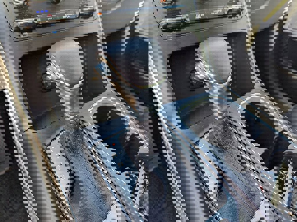 Certified 2024 Kia Carnival LX image 24