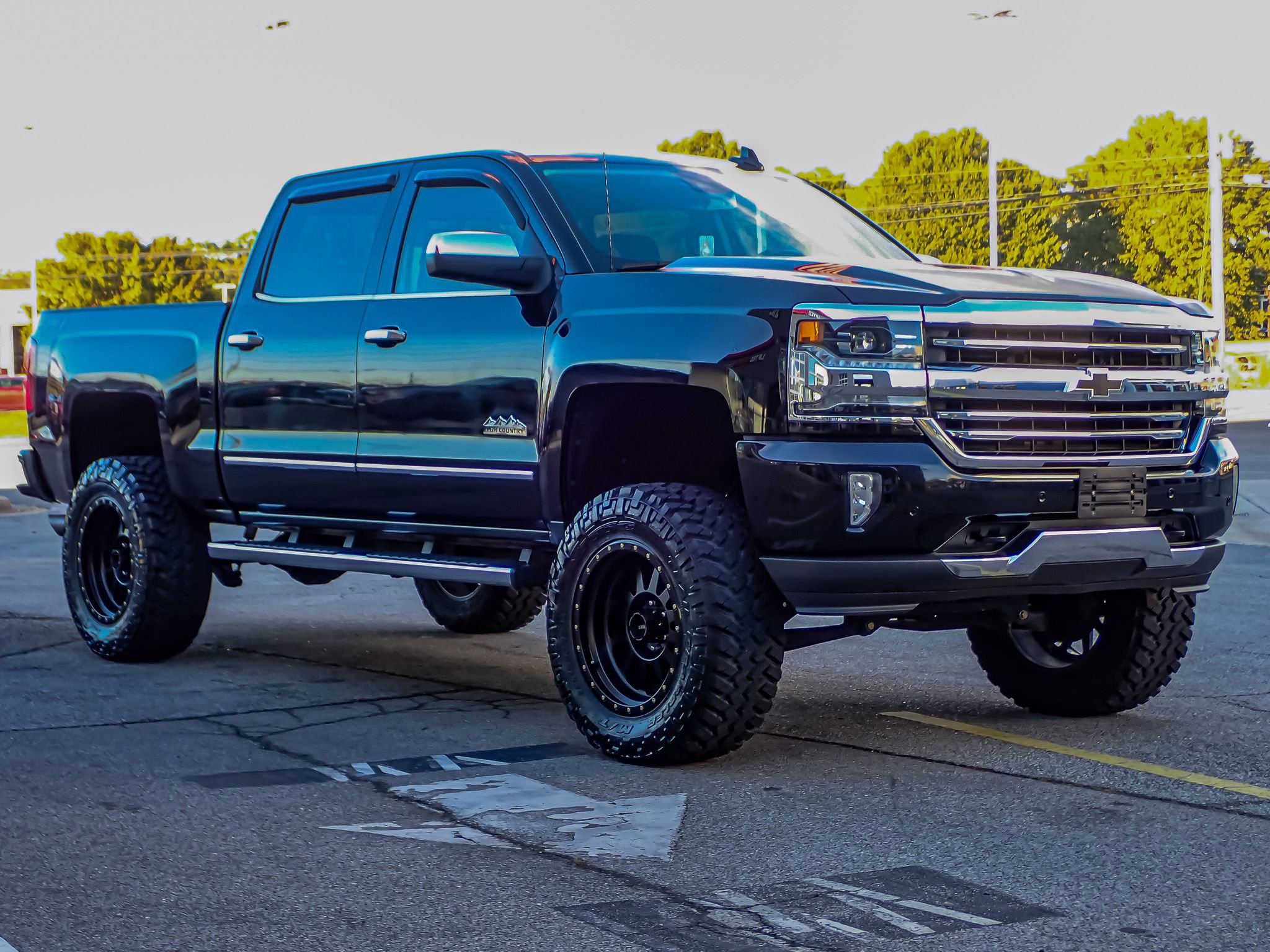Used 2018 Chevrolet Silverado 1500 High Country