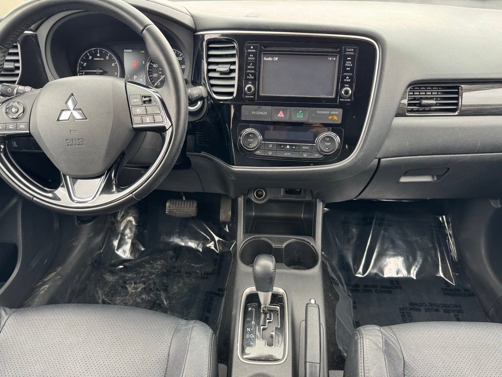 Used 2016 Mitsubishi Outlander ES AWD/4WD image 2