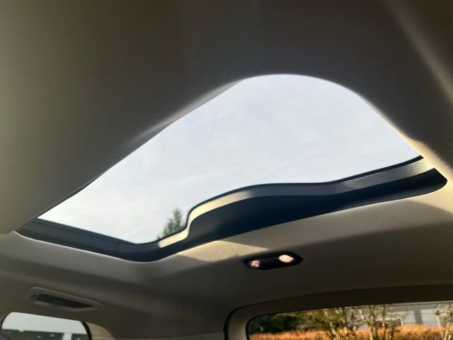 Used 2021 BMW X7 xDrive40i w/ Premium Package image 12