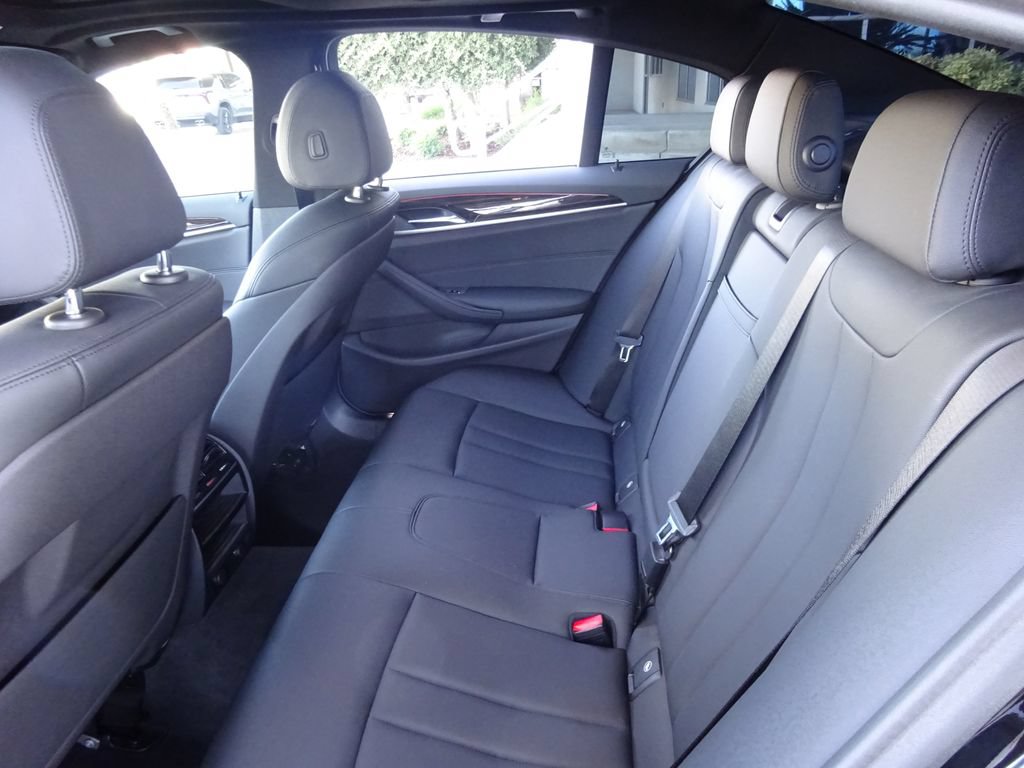 Used 2019 BMW 530i RWD image 21