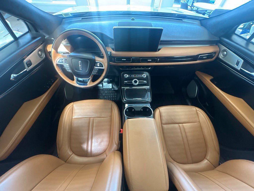 Used 2023 Lincoln Nautilus Black Label AWD/4WD image 17