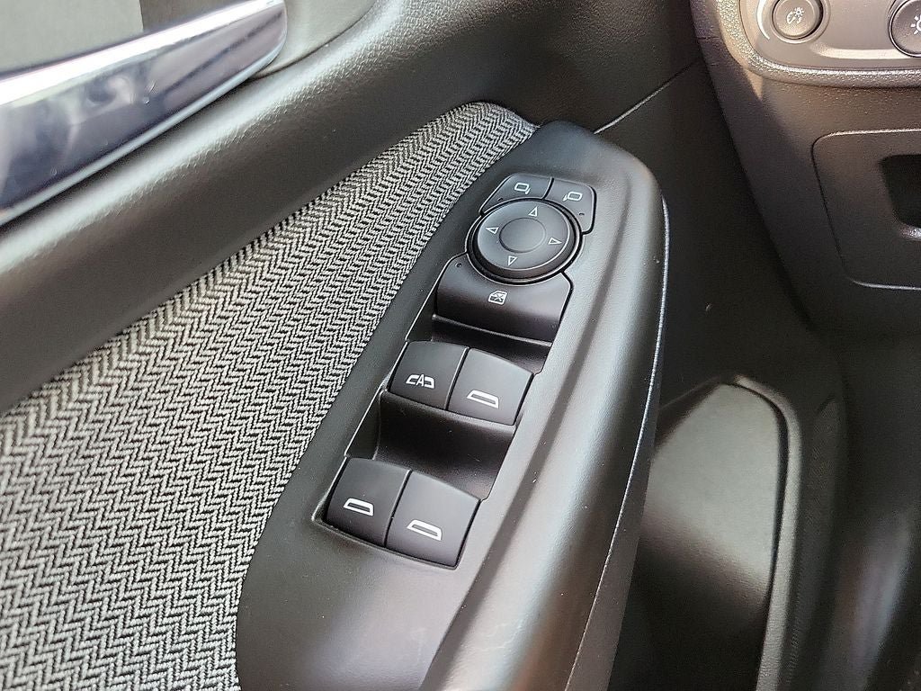 Used 2025 Chevrolet TrailBlazer LS w/ LS Convenience Package FWD image 13