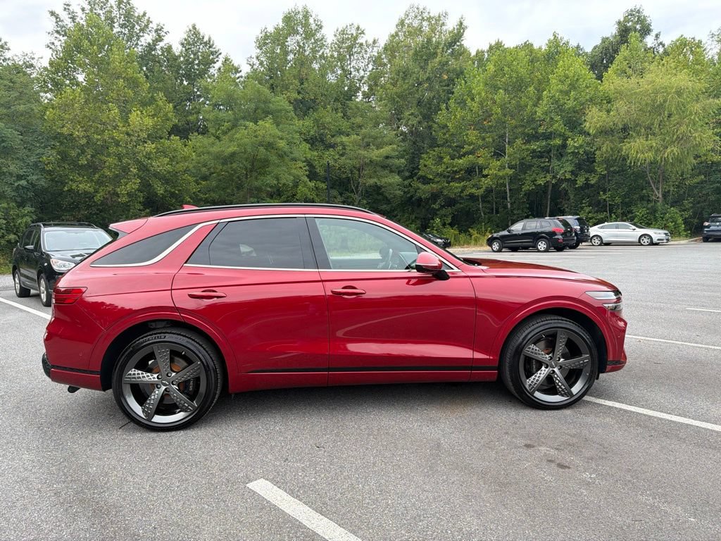 Used 2023 Genesis GV70 3.5T Sport w/ Sport Prestige Package AWD/4WD image 7
