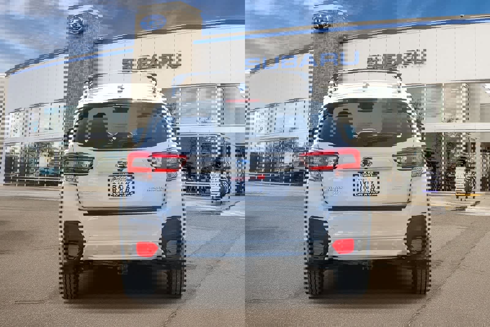 Used 2020 Subaru Crosstrek 2.0i Premium w/ Moonroof Package 2 image 2