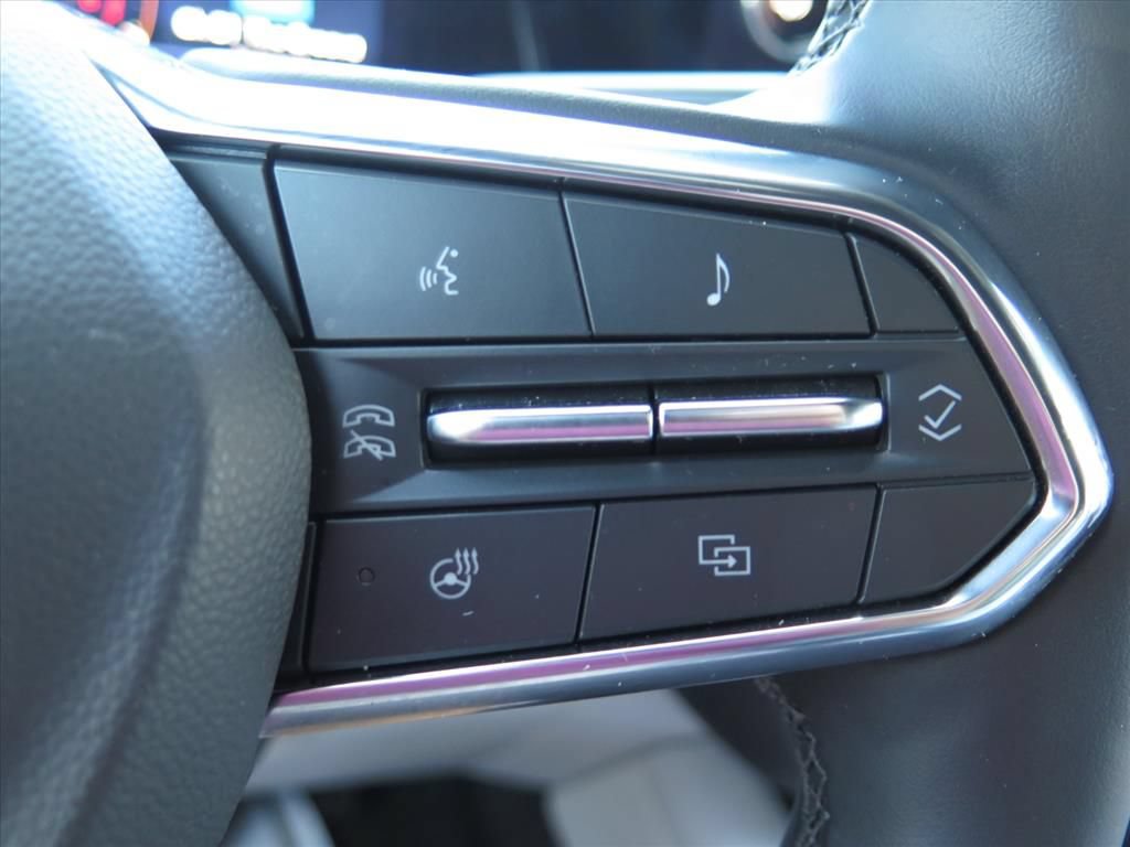 Used 2025 Chevrolet Suburban Premier AWD/4WD image 14