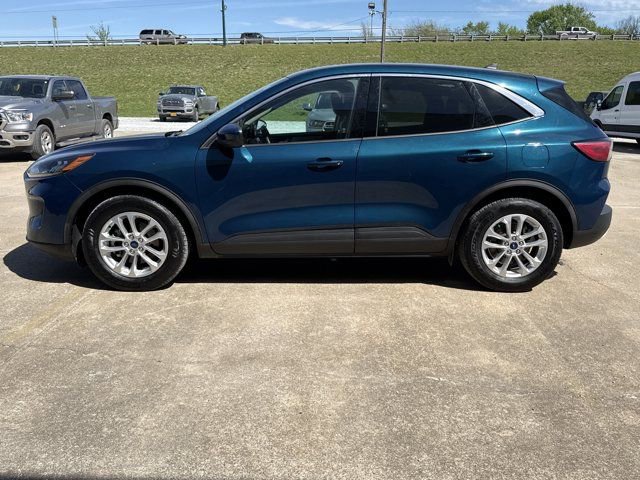 Used 2020 Ford Escape SE image 12