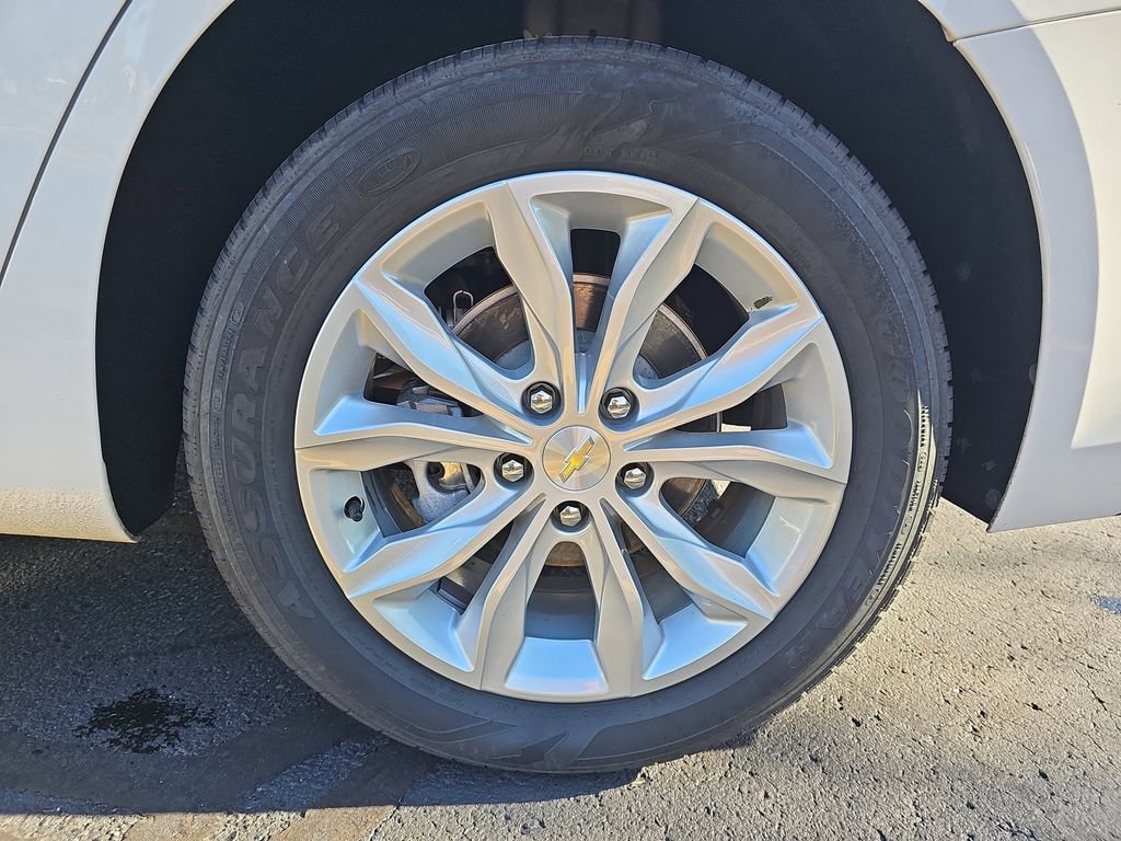 Used 2025 Chevrolet Malibu LT image 31