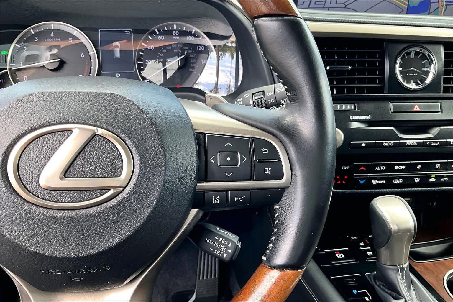 Used 2020 Lexus RX 350L FWD w/ Premium Package image 23