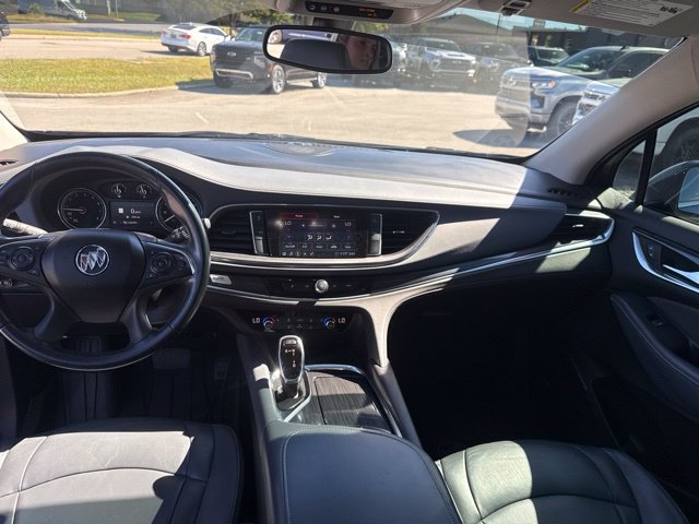 Used 2021 Buick Enclave Essence w/ Sport Touring Edition AWD/4WD image 32