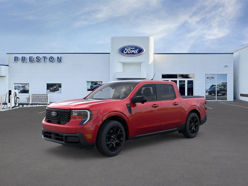 New 2025 Ford Maverick Lariat w/ Black Appearance Package