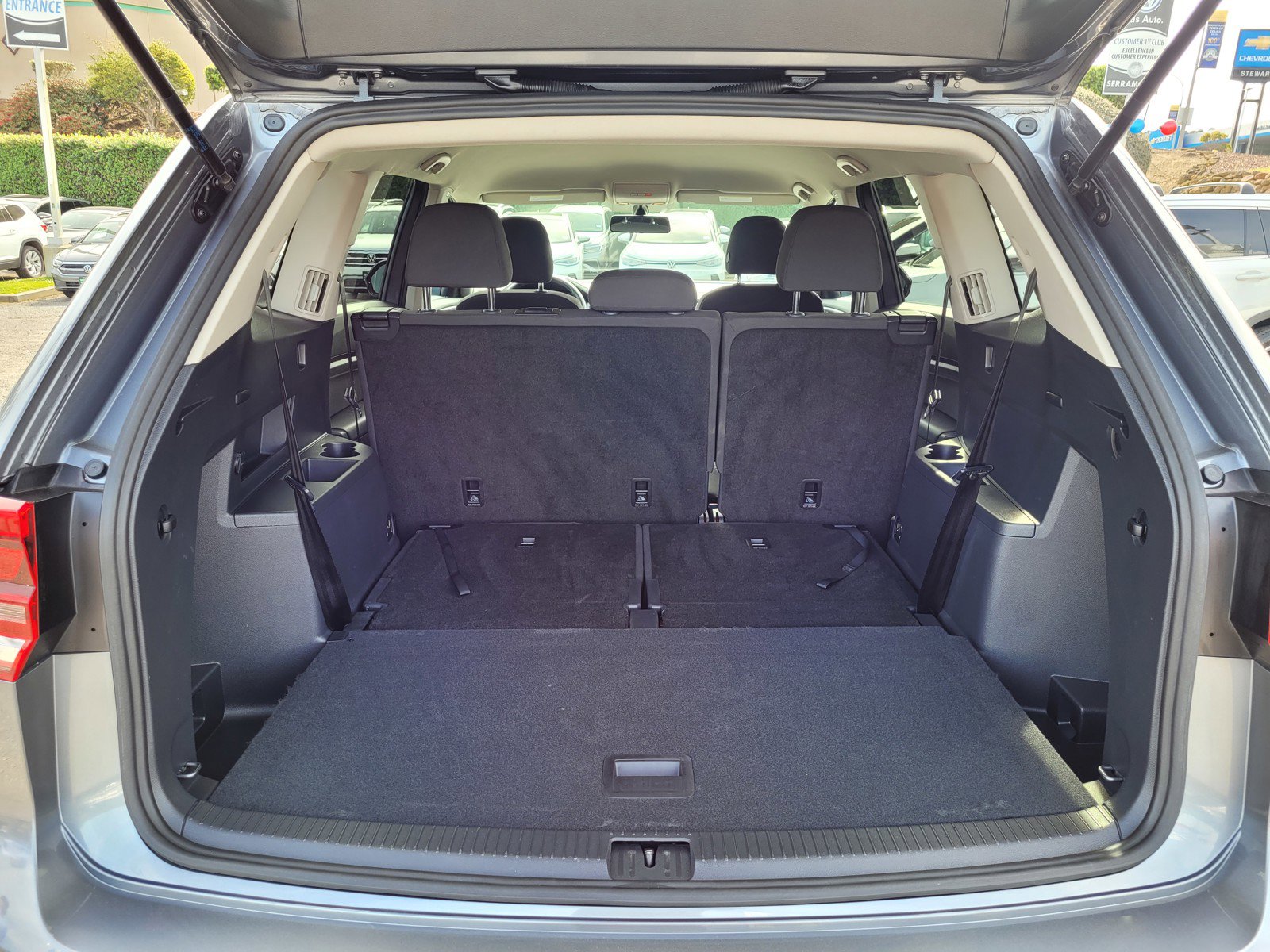 Used 2020 Volkswagen Atlas S w/ Towing Package image 21