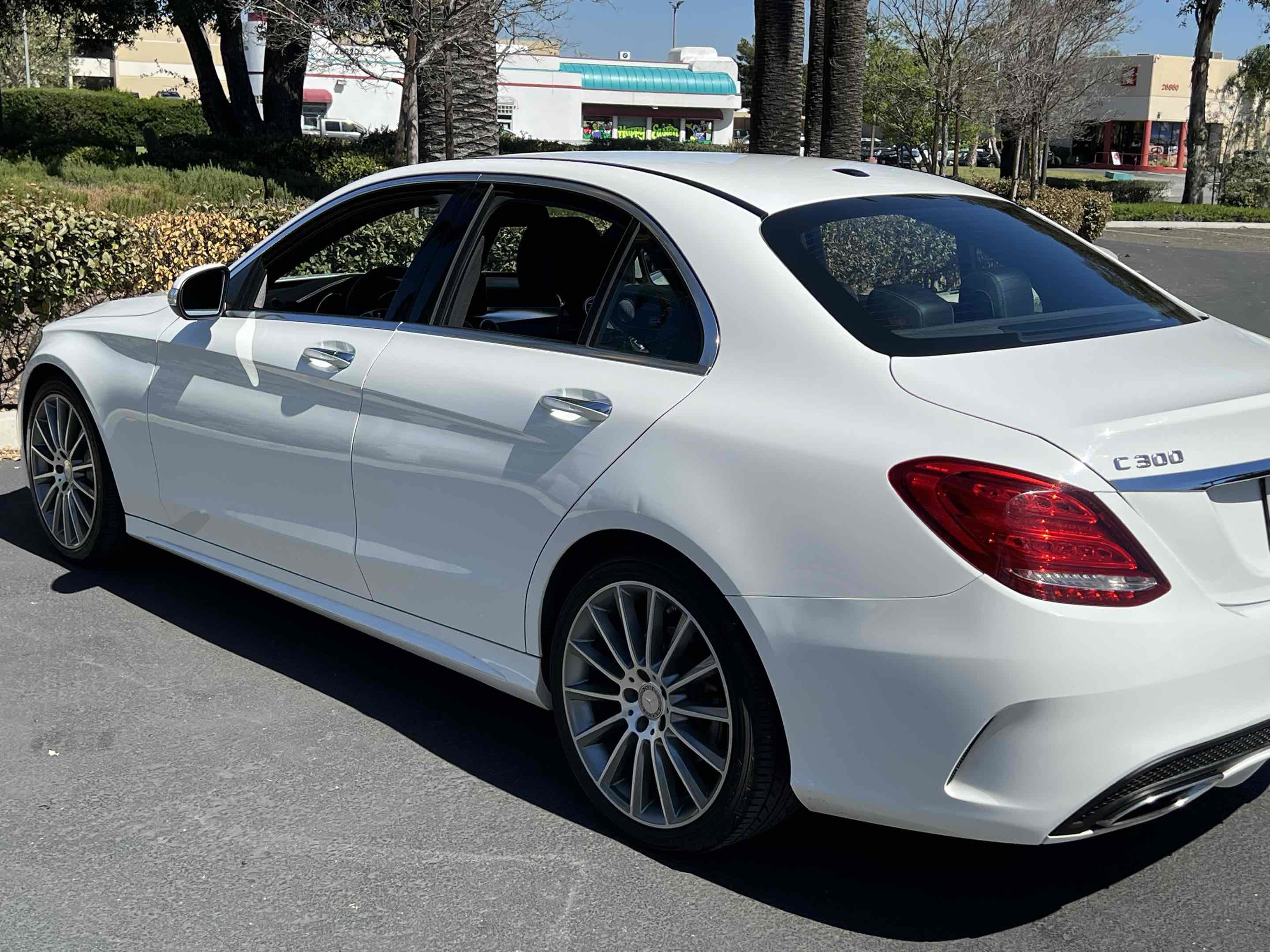 Used 2015 Mercedes-Benz C 300 Sport image 54