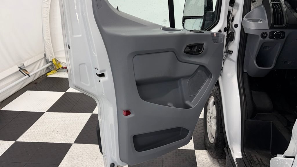 Used 2019 Ford Transit 350 XLT RWD image 15