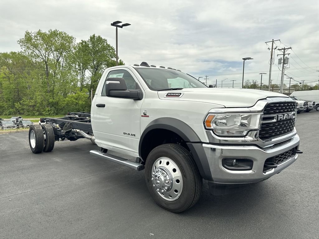New 2024 RAM 5500 SLT w/ Quick Order Package 2YG SLT AWD/4WD image 2