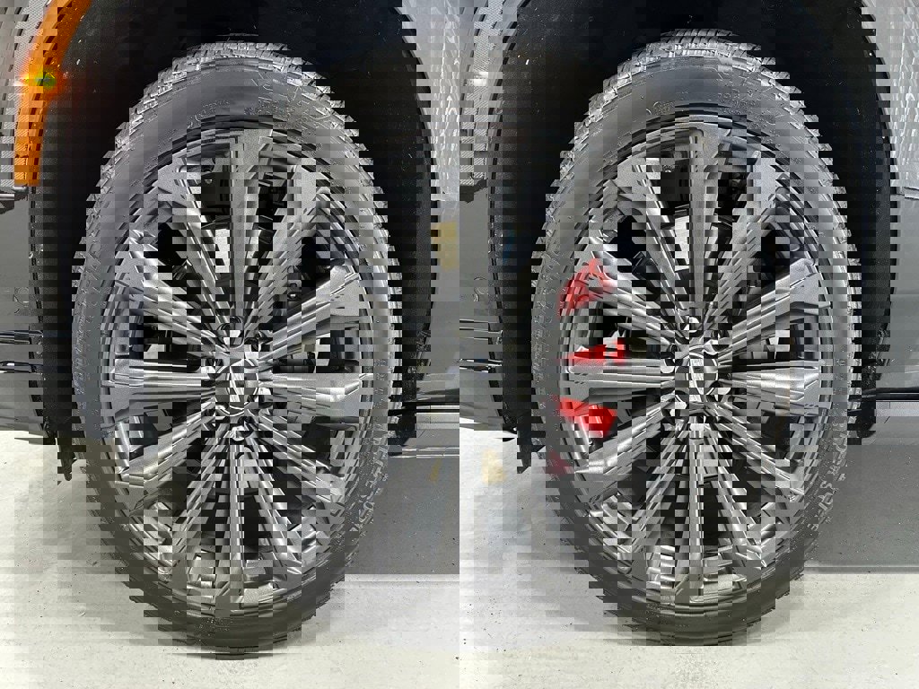 Used 2025 Cadillac Escalade V image 73