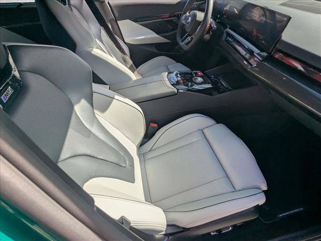 Used 2026 BMW M5 Touring AWD/4WD image 22