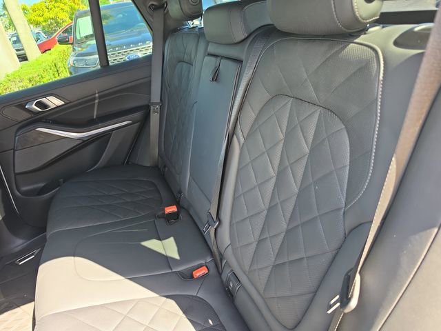 Used 2024 BMW X5 sDrive40i w/ Premium Package image 10