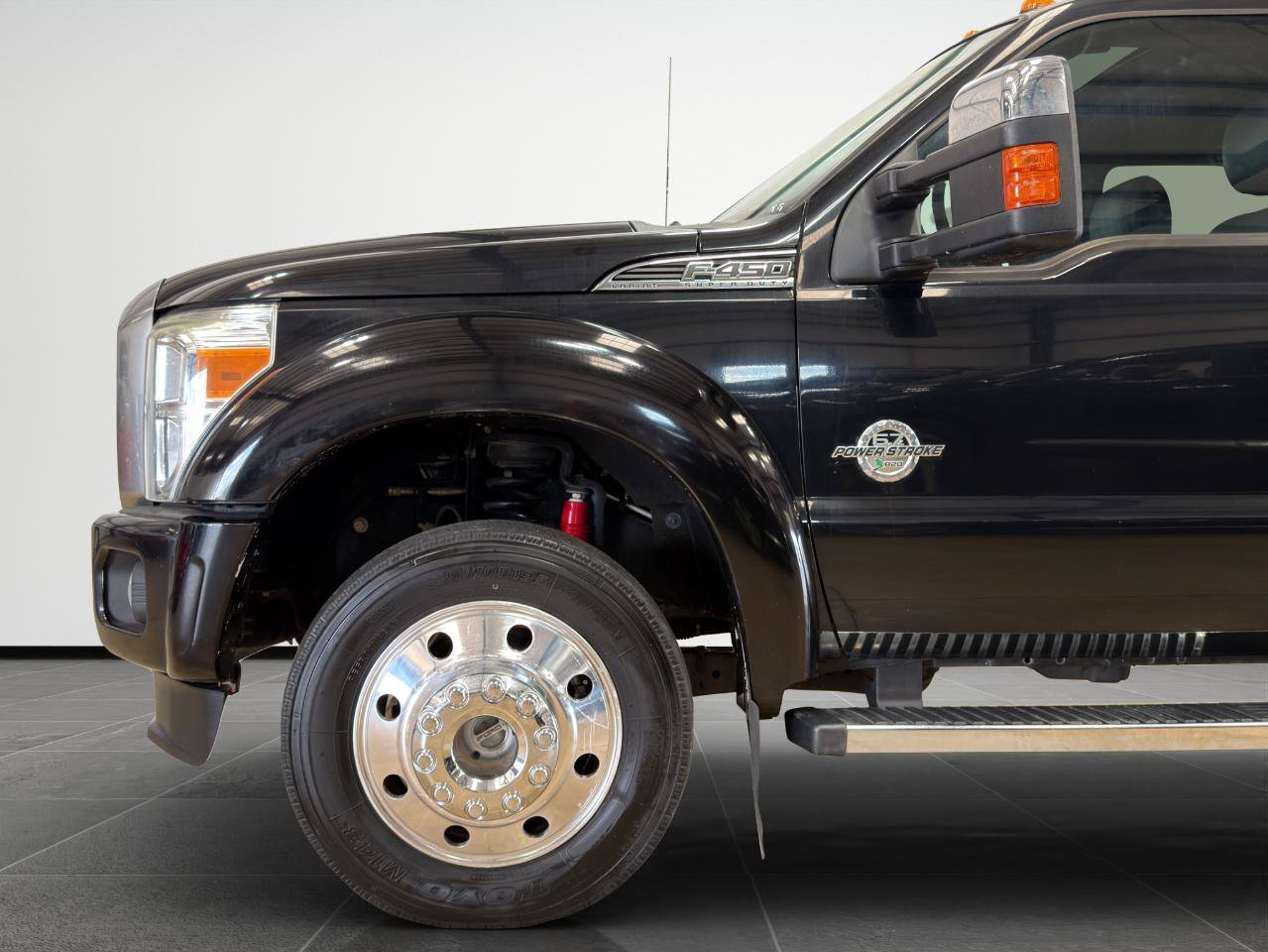 Used 2016 Ford F450 Platinum AWD/4WD image 3